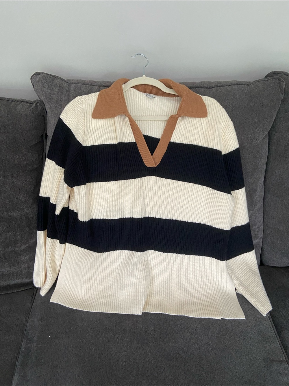 a new day Striped V-Neck Sweater in Cream, Black & Tan Collar